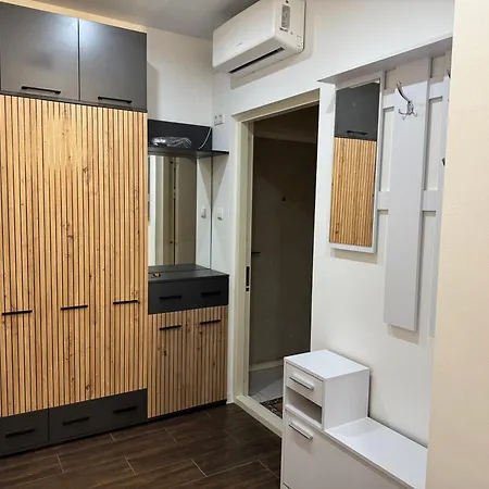 Διαμέρισμα жквосход *